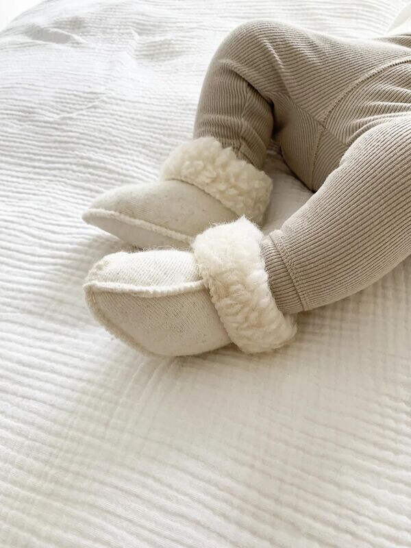 Baby Slipper natur inkl. Beutel Baby Slipper natur inkl. Beutel