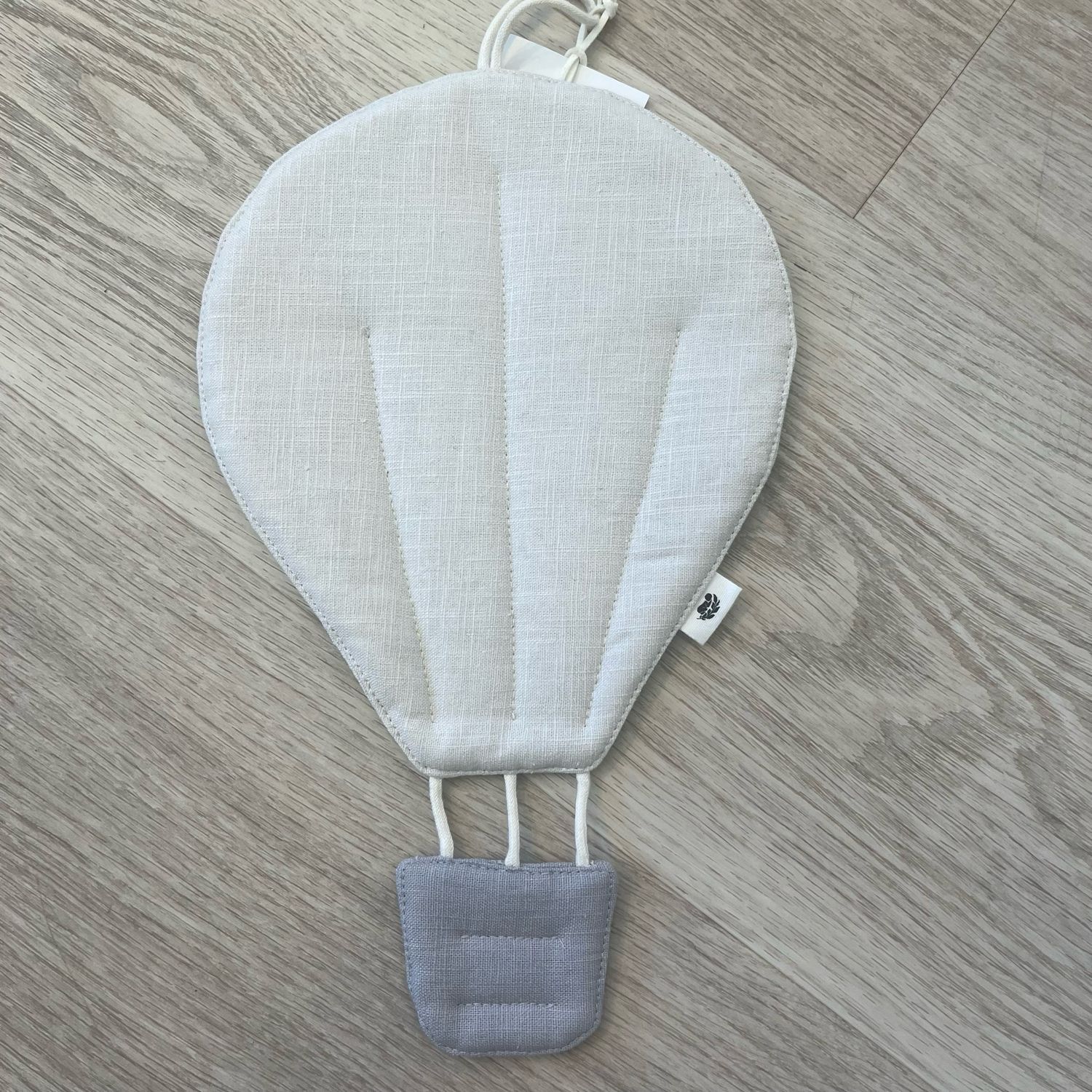 Mobile „Fly to the Sky“