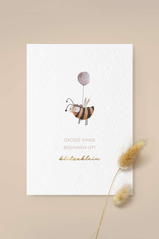 Postkarte Hummel 'klitzeklein'