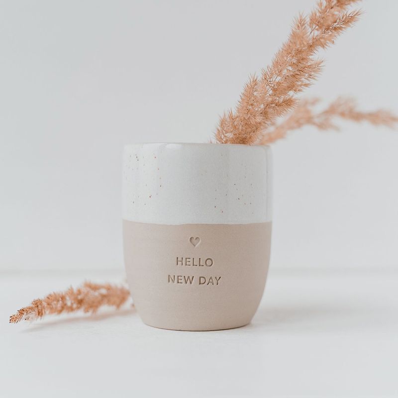 Becher Hello New day