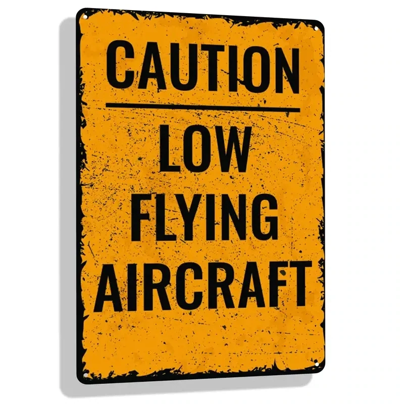 Aufhängeschild Retro "Low flying Aircraft"