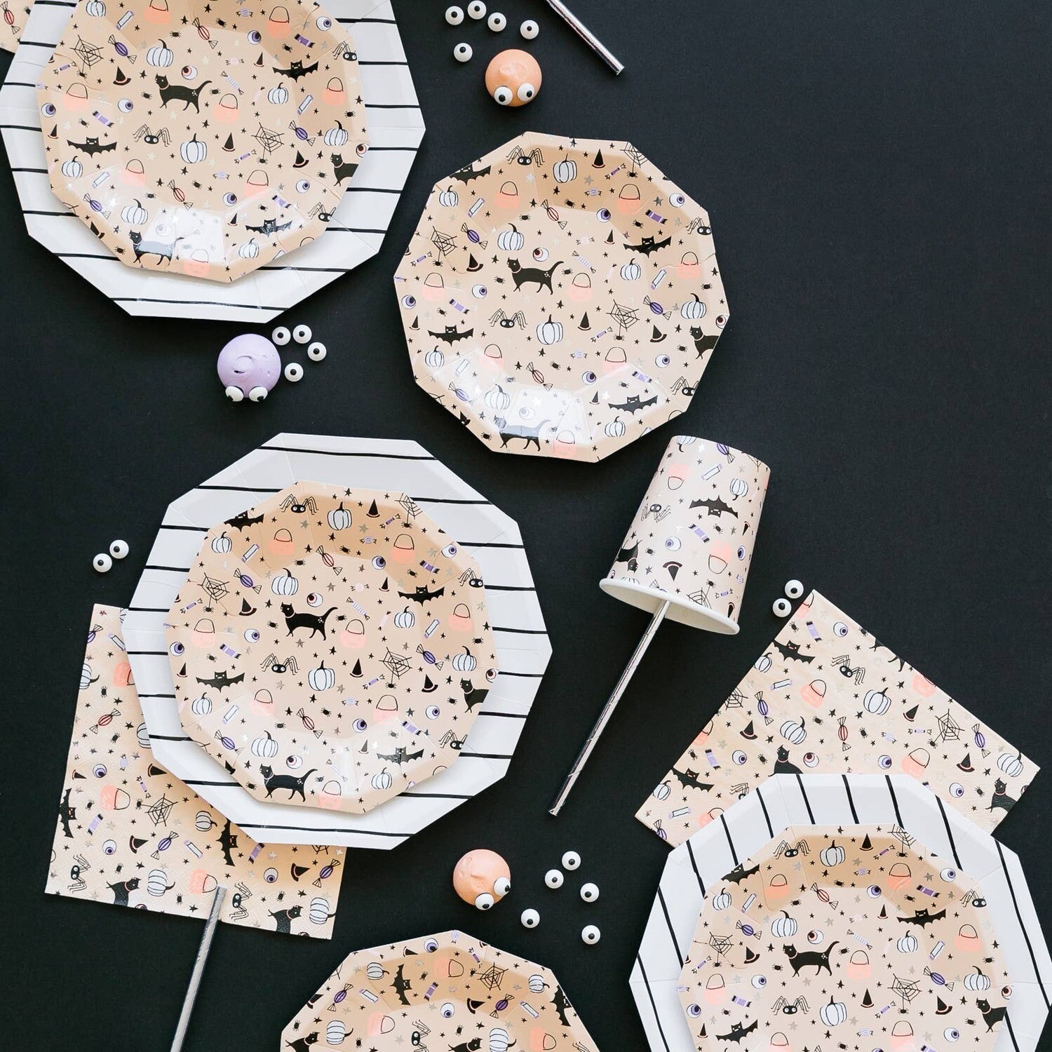 Hocus Pocus Small Party Plate