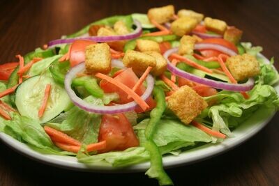 Tossed Salad w/ Croutons