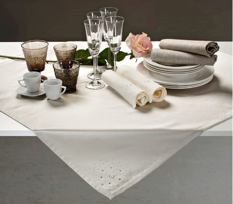 Centrotavola 90x90 Liu Jo in Raso con cristalli Swarovski art. 4 Gocce raso