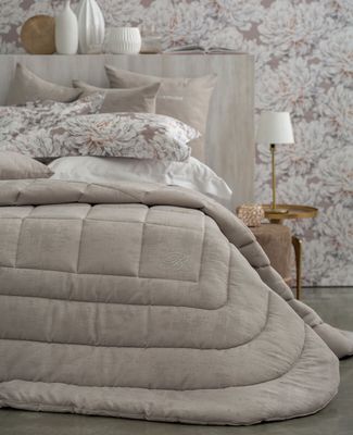 Trapunta invernale matrimoniale in jacquard tinta unita Blumarine art. Respiro