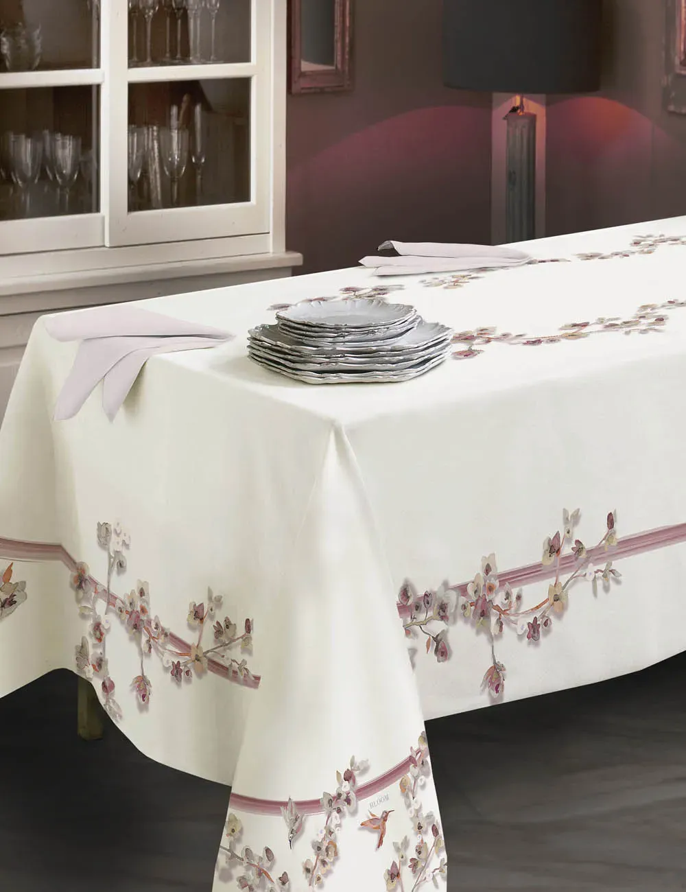 Tovaglia x12 posti realizzata con tessuto 100% cotone Tessitura Randi art. Almond