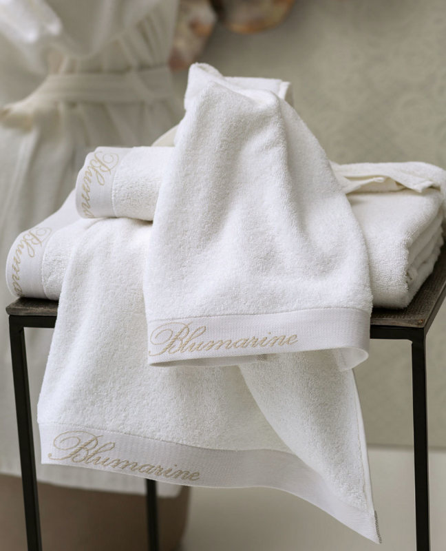 Asciugamani set 1+1 Blumarine art. Spa con logo in Jacquard