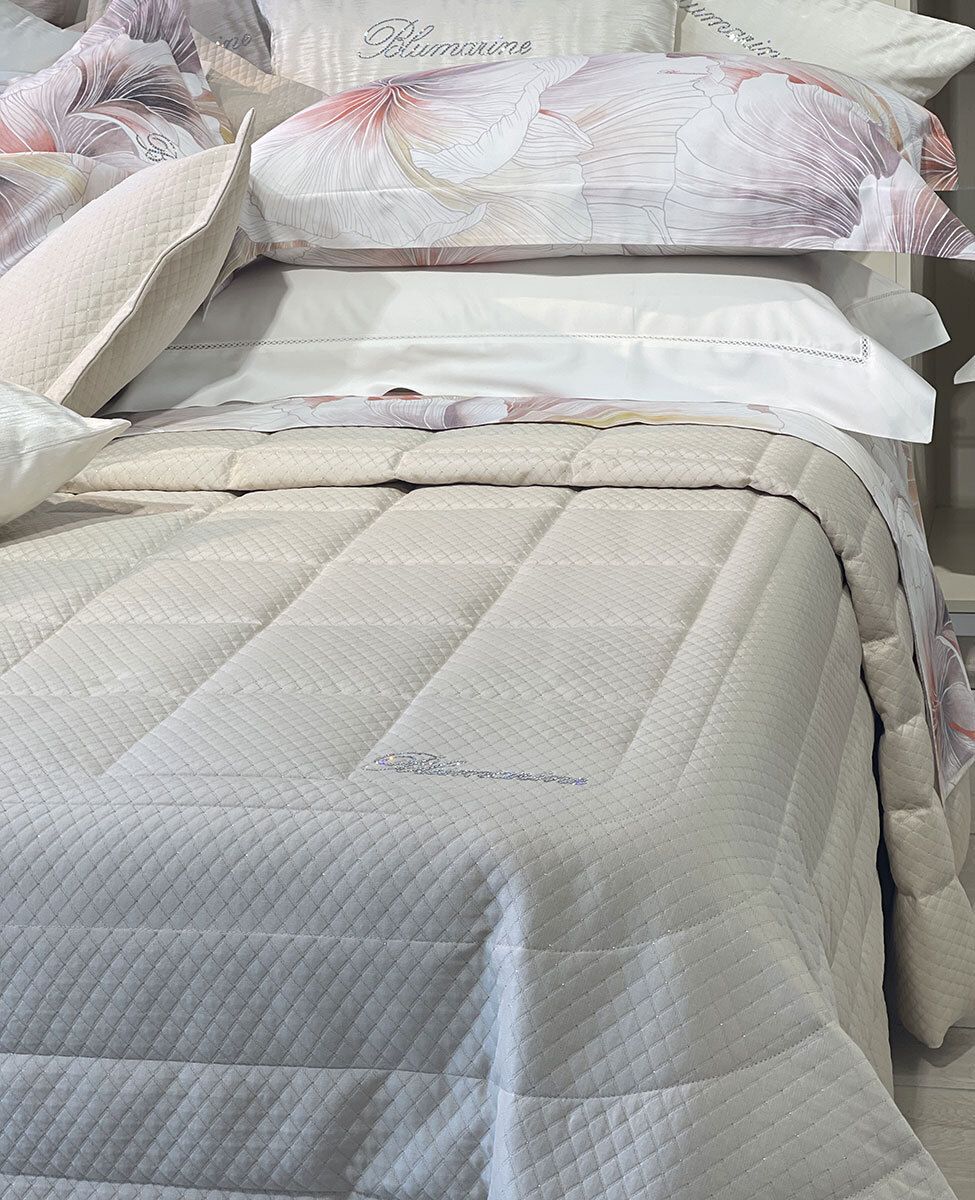 Copriletto trapuntato 100gr. matrimoniale Blumarine art. Primizia Copriletto trapuntato 100gr. matrimoniale Blumarine art. Primizia