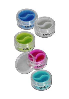 Oil Black Leaf Dose mit Silikoneinsatz 2x5ml Oil Black Leaf Dose mit Silikoneinsatz 2x5ml