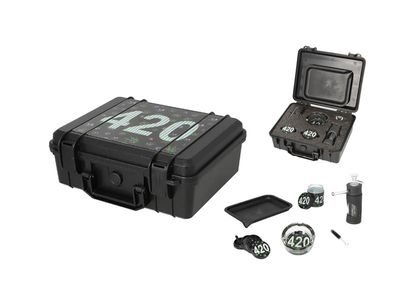 Handpfeifen-Set "Super Heros", mit Pfeife, Grinder, Tray, Aschenbecher u. Storagebehälter Handpfeifen-Set "Super Heros", mit Pfeife, Grinder, Tray, Aschenbecher u. Storagebehälter