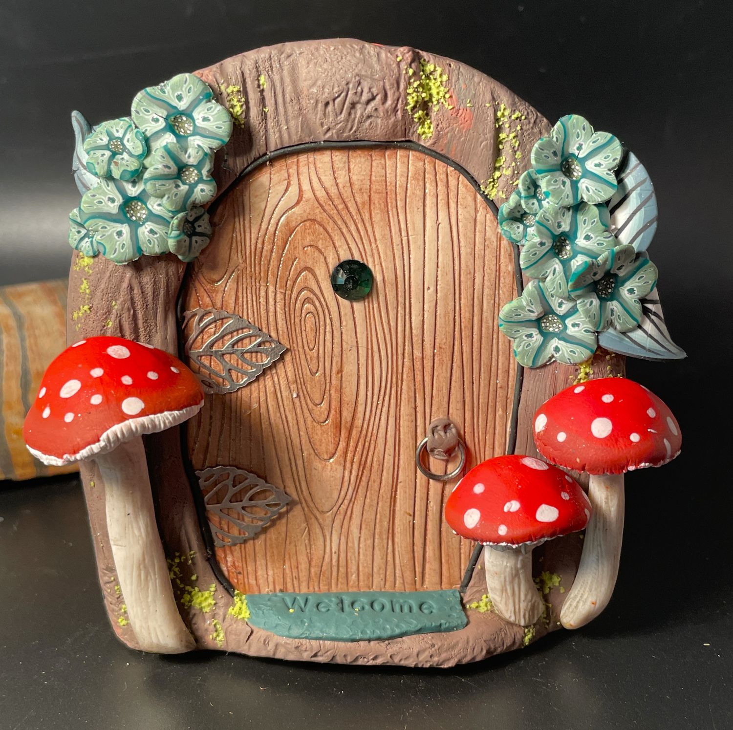 Wood Look Fairy Door with Red Mushrooms