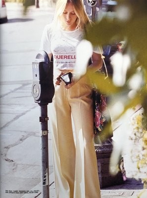 Self Service Magazine 26 - Chloe Sevigny – magazine canteen