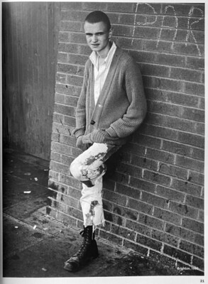 アート・デザイン・音楽 SKINHEADS 1979-1984 Derek Ridgers Skinheads 1979-1984 - Kindle edition by Ridgers, Derek. Arts