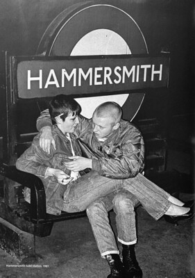 アート・デザイン・音楽 SKINHEADS 1979-1984 Derek Ridgers Skinheads 1979-1984 - Kindle edition by Ridgers, Derek. Arts