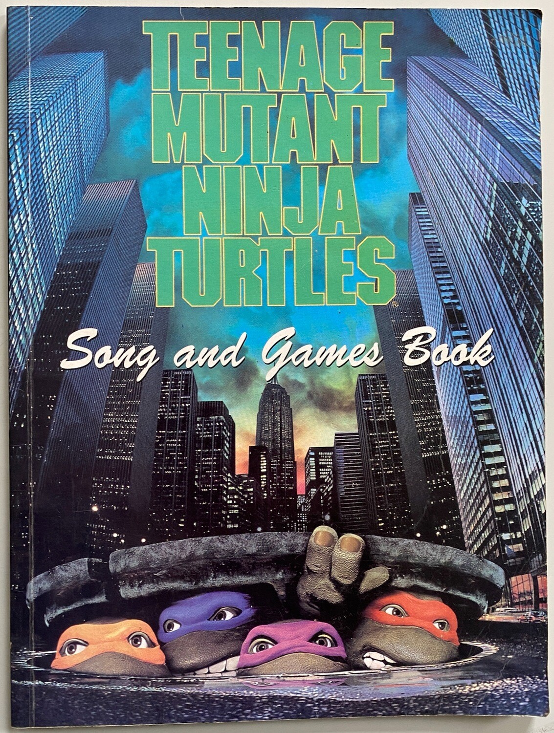 Teenage Mutant Ninja Turtles Song and Games Book
