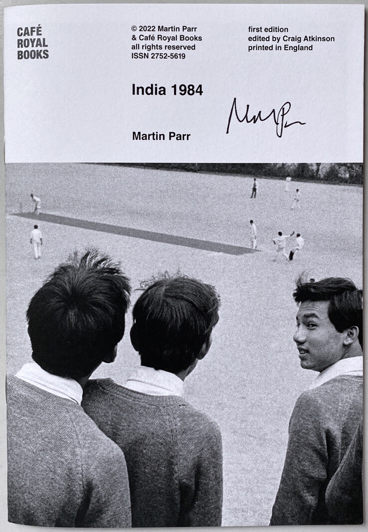 [SIGNED] MARTIN PARR INDIA 1984