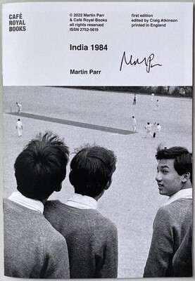 [SIGNED] MARTIN PARR INDIA 1984