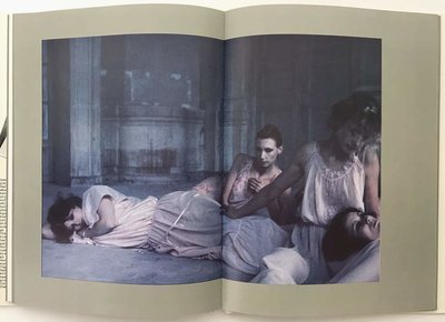Deborah Turbeville　Wallflower IMG_0741_2048x.heic?v=1708522883