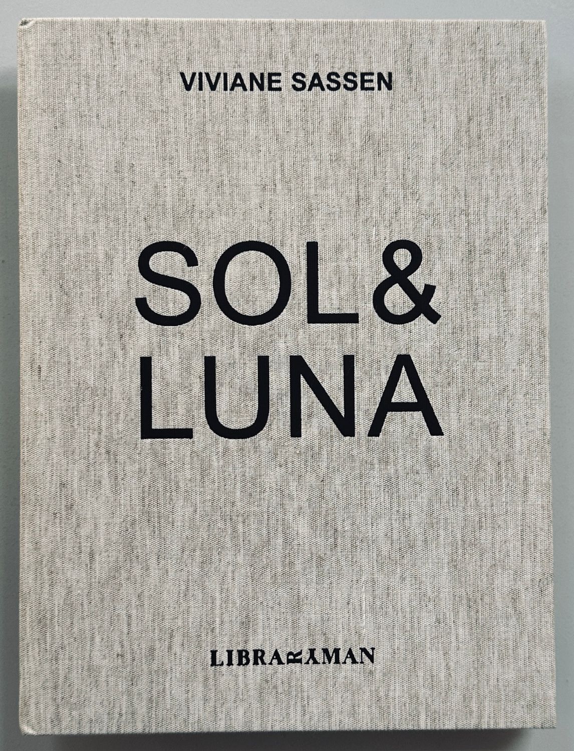 Sol & Luna Viviane Sassen