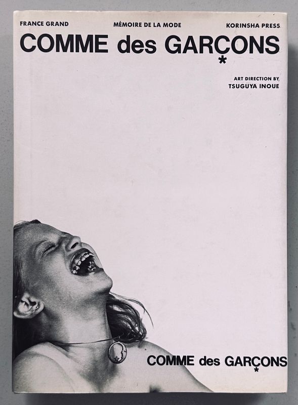 COMME des GARÇONS