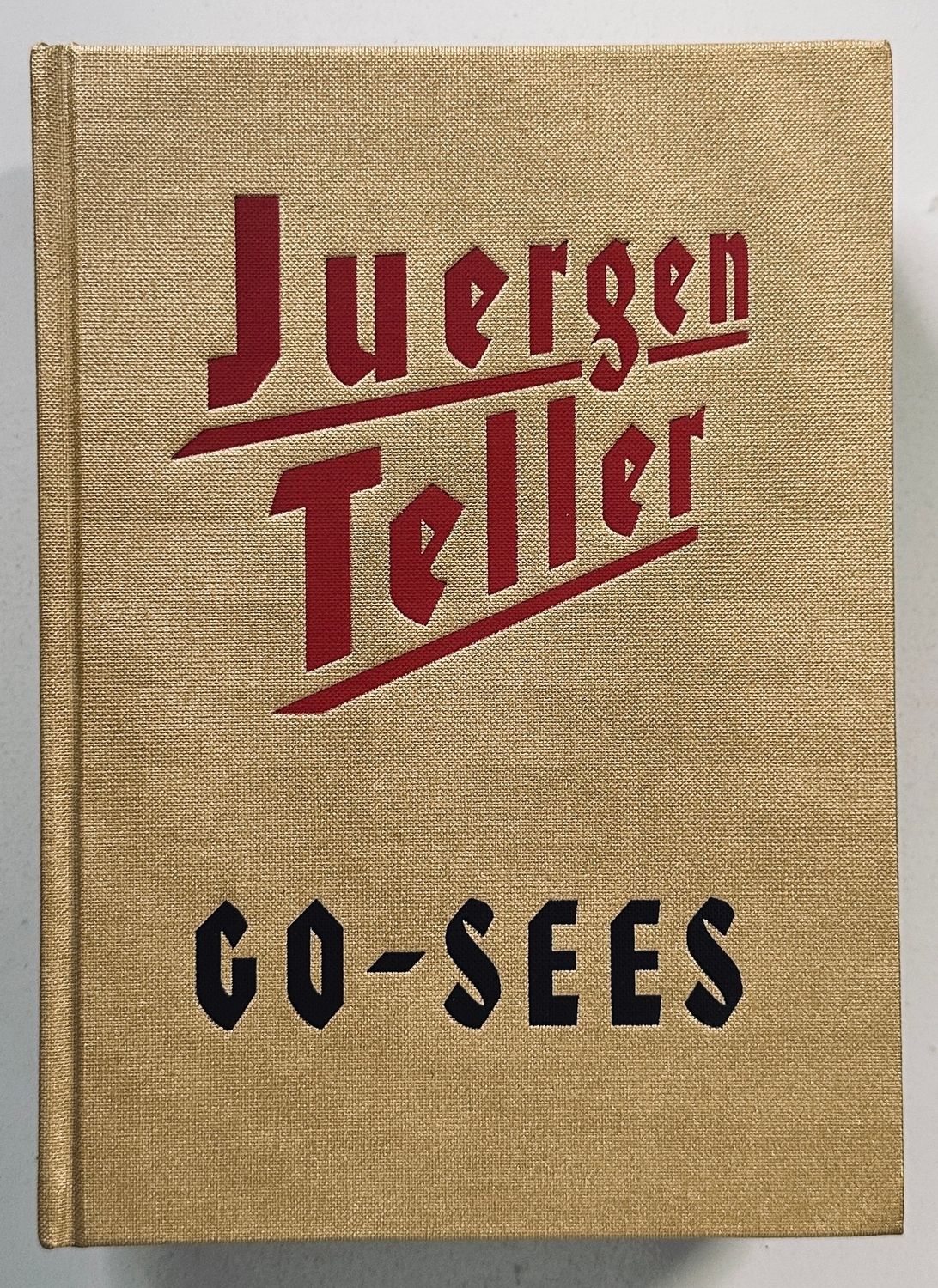 Juergen Teller 「GO-SEES」 JUERGEN TELLER: “Go-Sees” (2000) – AMERICAN SUBURB X