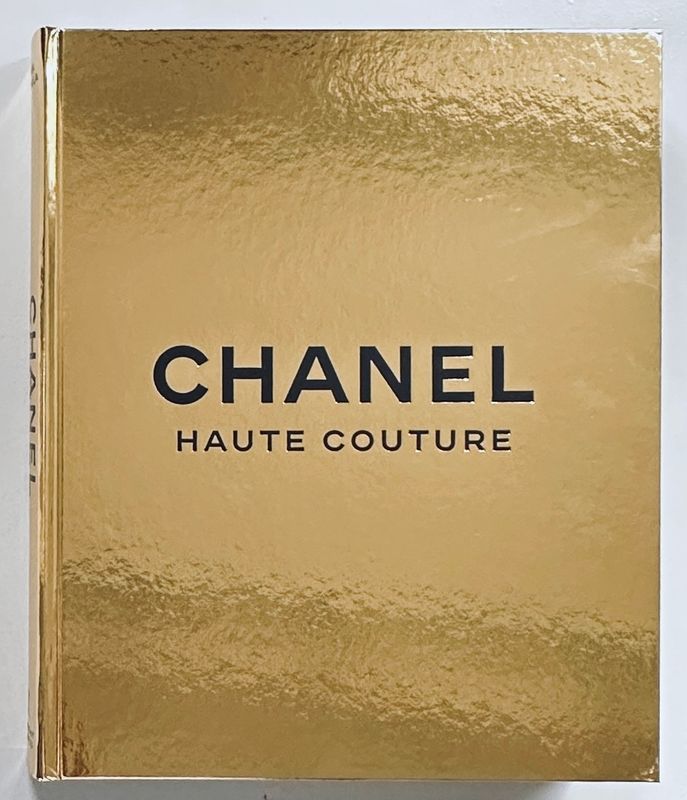 [SIGNED] SOFIA COPPOLA CHANEL HAUTE COUTURE