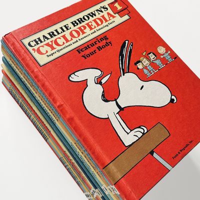 Charlie Brown's 'Cyclopedia Charlie Brown's 'Cyclopedia