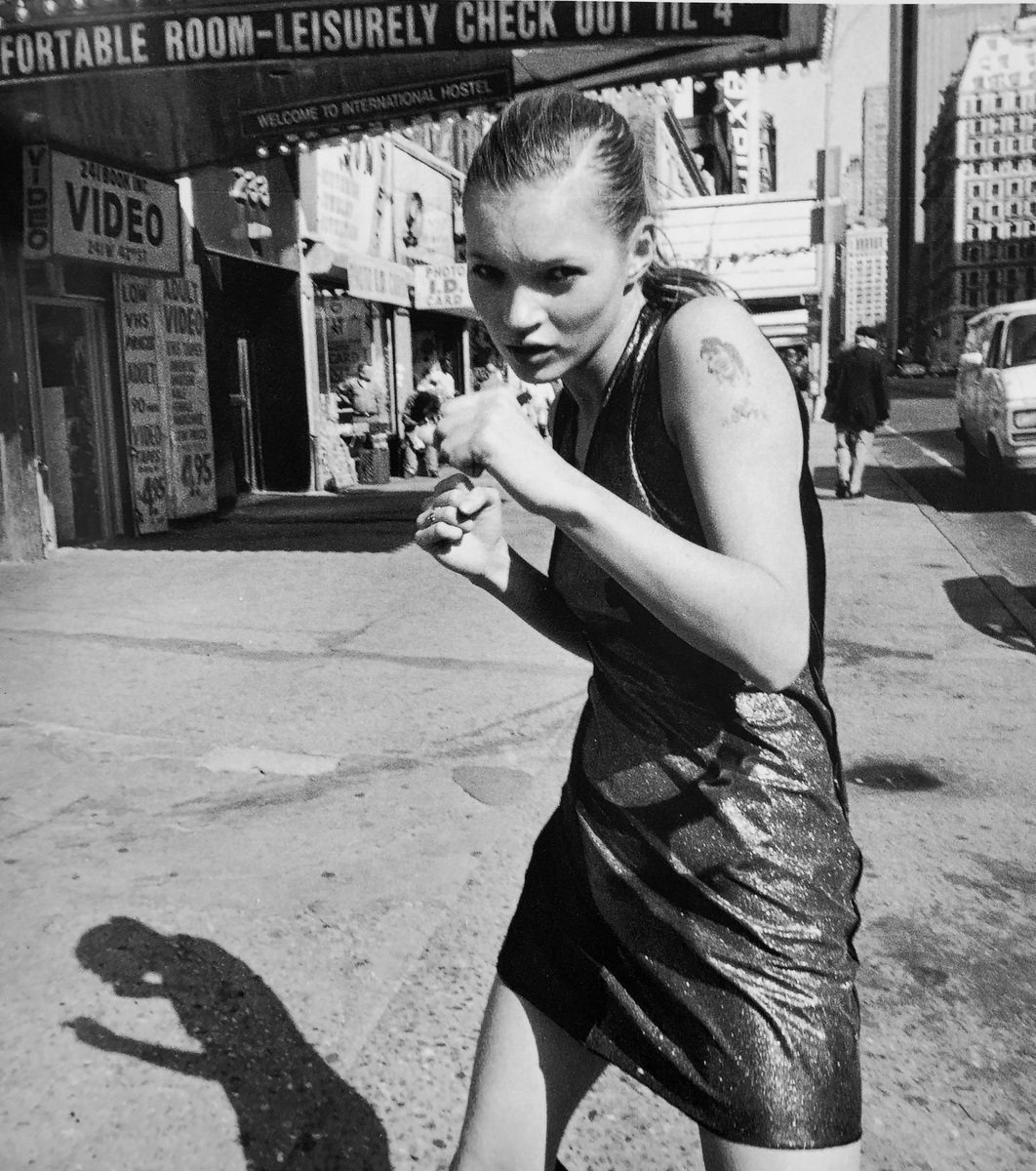 Kate: Kate Moss Signed