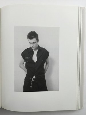 K*N様 RAF SIMONS REDUX アートブック 絶版 $_12.JPG?set_id=880000500F
