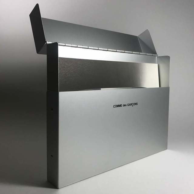 COMME des GARÇONS Furniture Box
