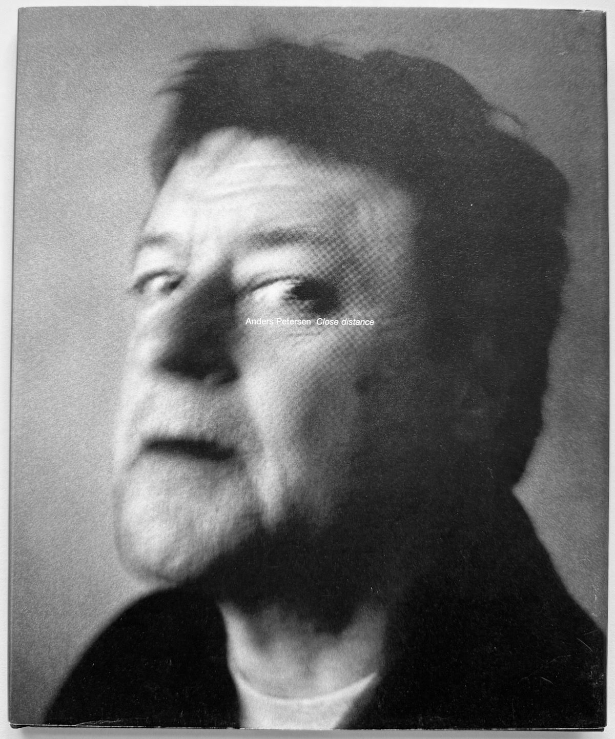 [SIGNED] ANDERS PETERSEN CLOSE DISTANCE