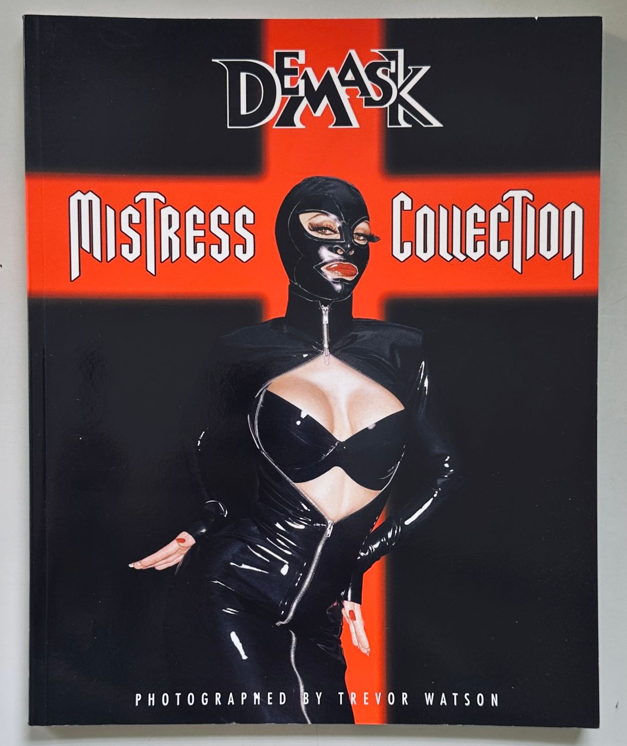 Demask Mistress Collection