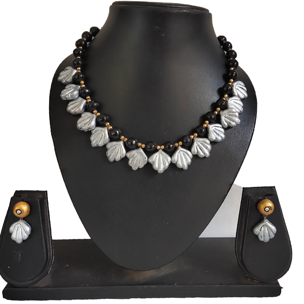 Terracotta Collar Necklace Set NH060-Silver