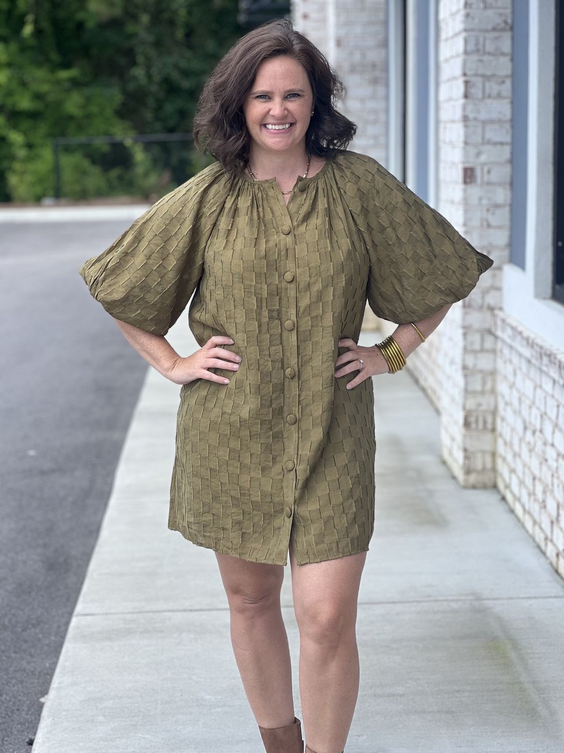 PUFF SLEEVE TEXTURED MIDI DRESS