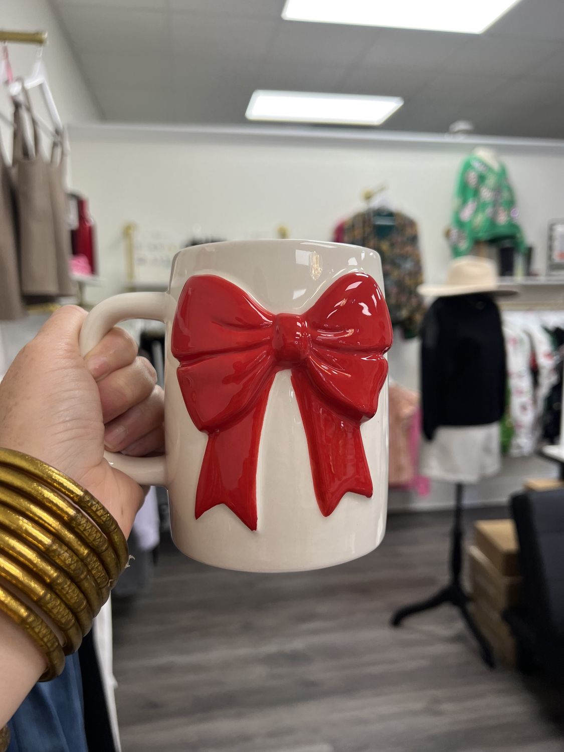 JUMBO BOW MUG
