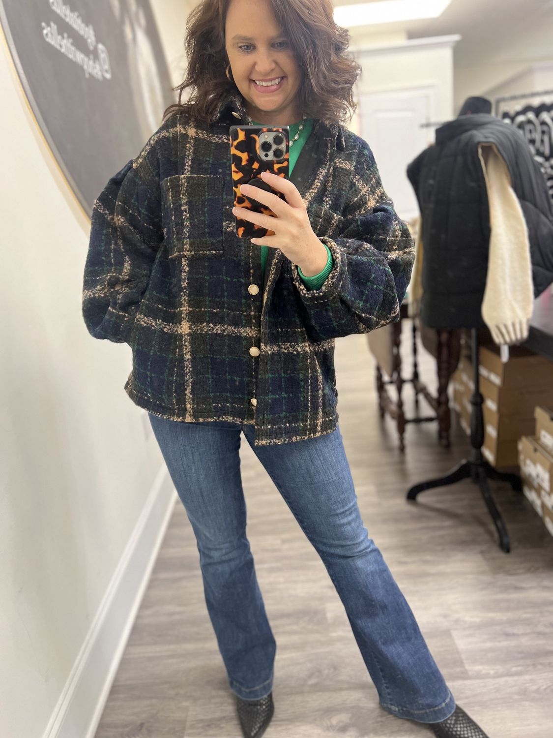 Puff sleeve shacket