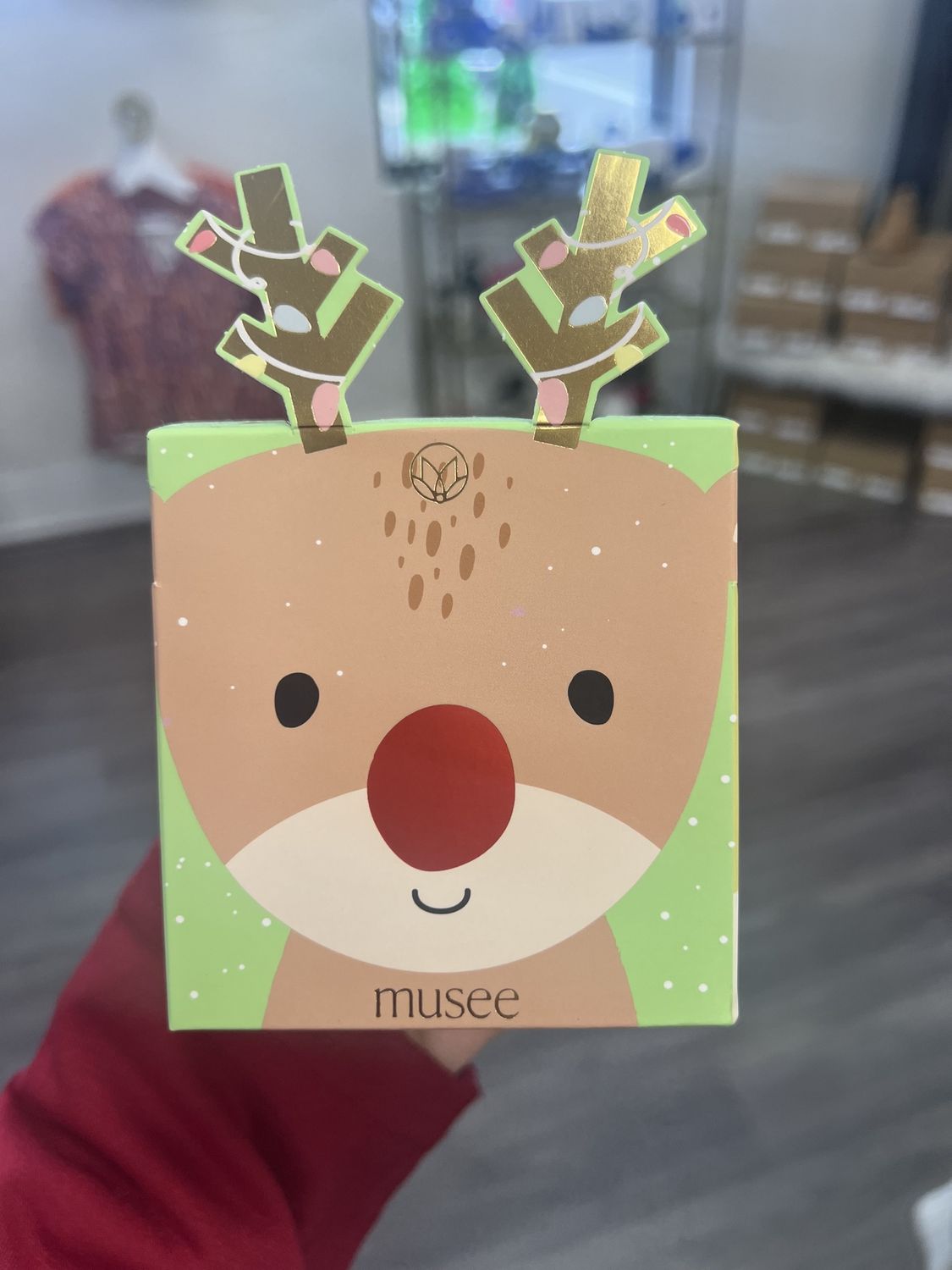 Deer bath bomb