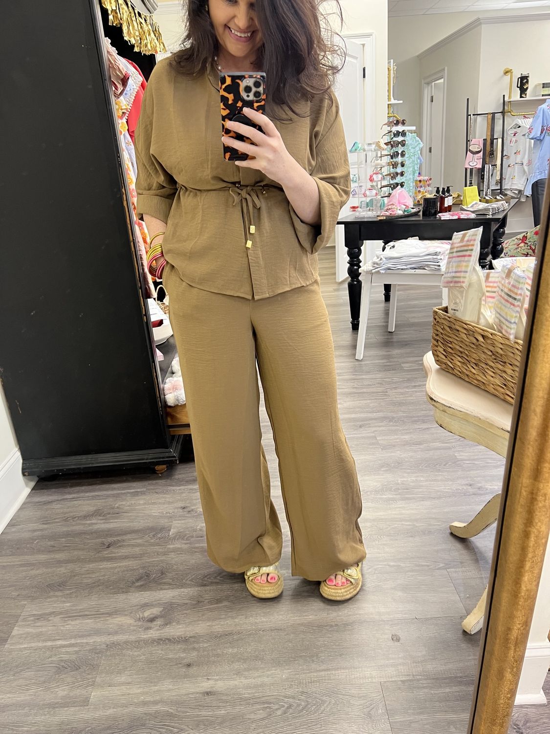 Brown wide leg set