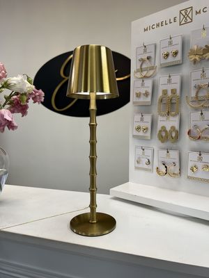 Rechargeable lamp