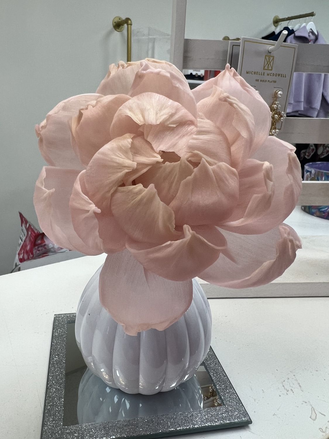 Flower diffuser