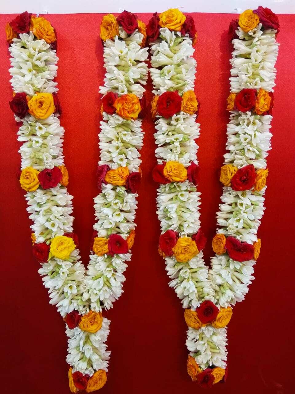 2 Tuberose and Roses Garland (Haar)