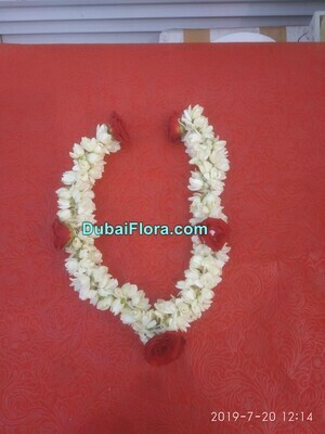 Jasmine Flower (Gajra) for Hair with Roses