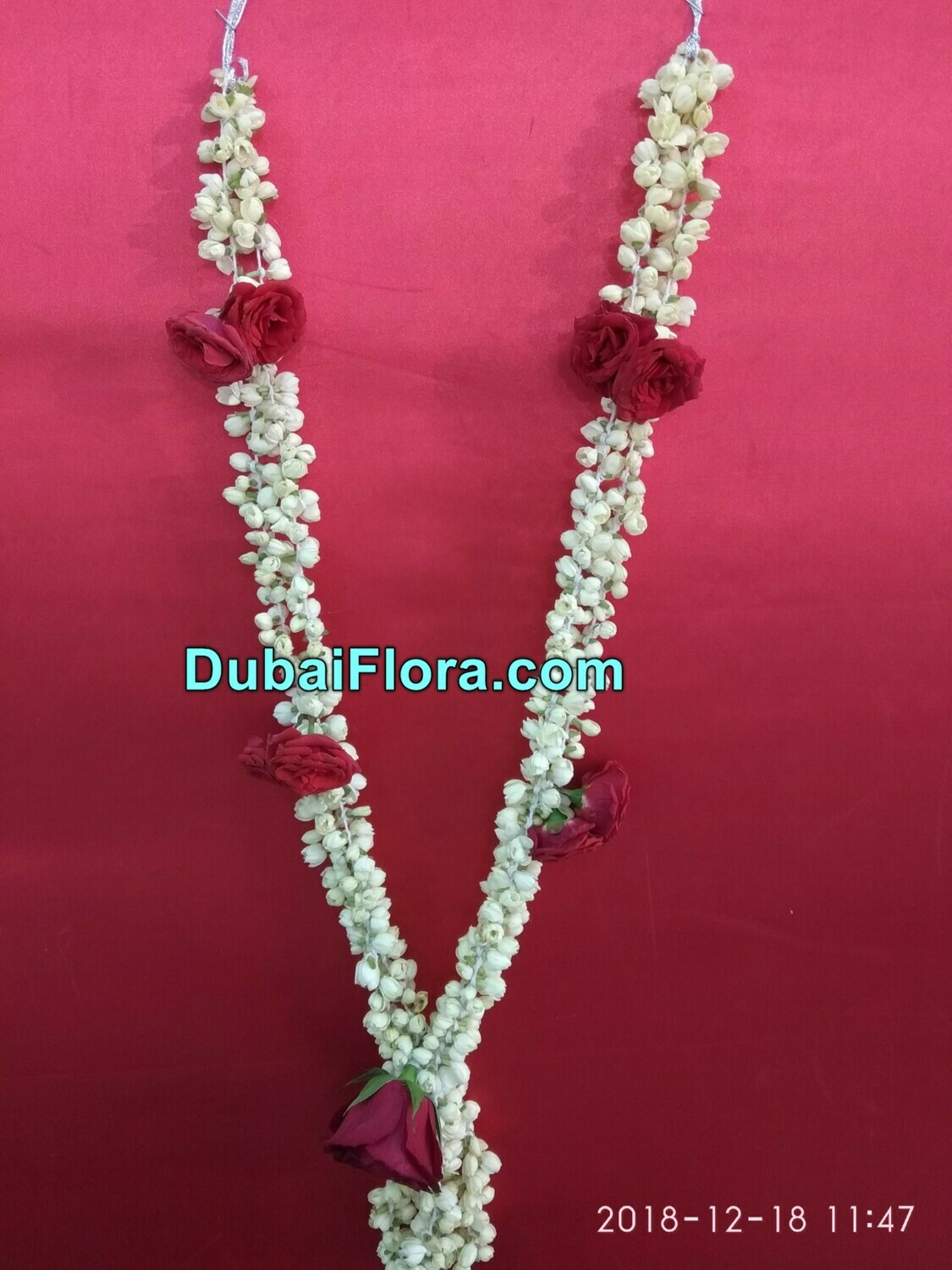 Jasmine Garland with Roses