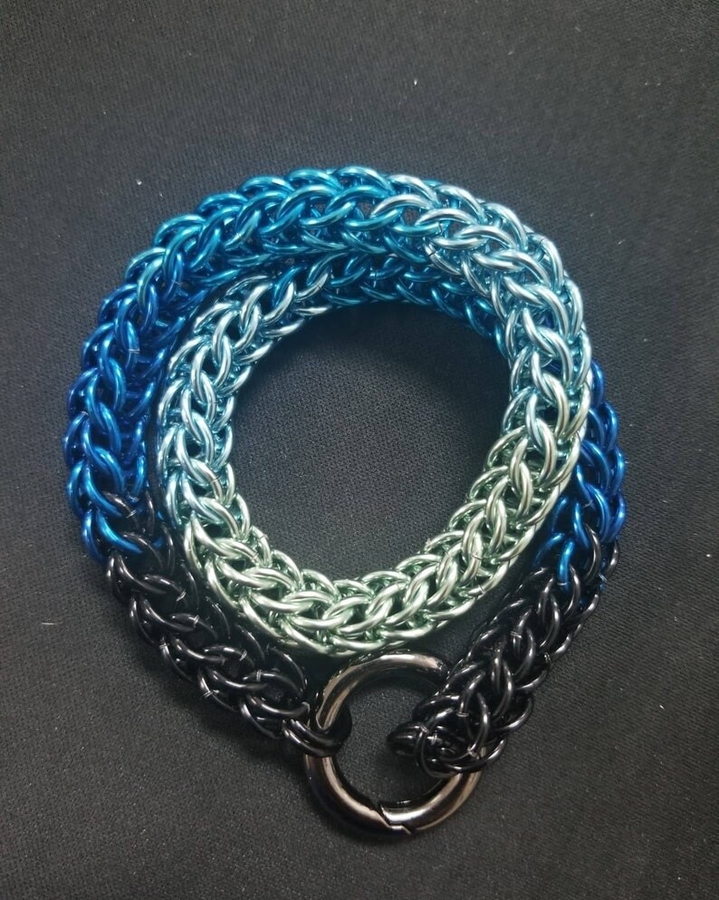 Ocean Rainbow Persian Collar