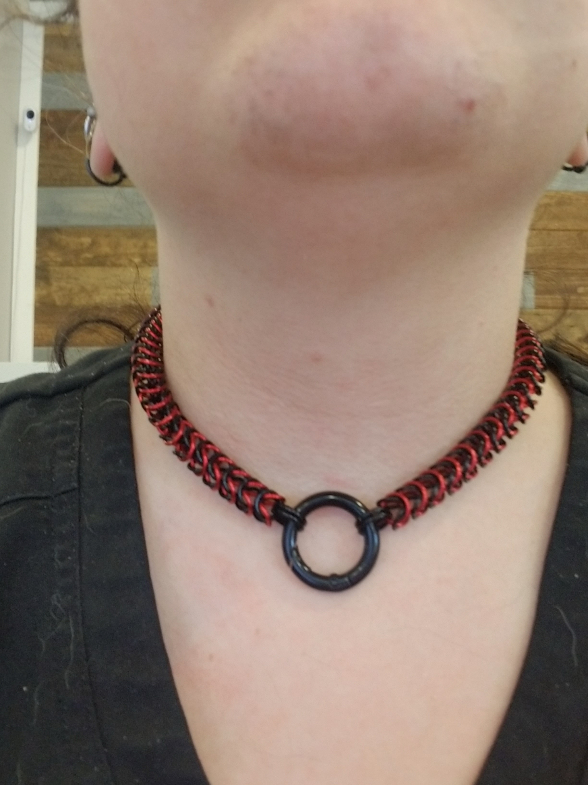 Petite Box Weave Collar