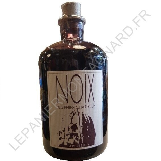 Apéritif de noix père chartreux