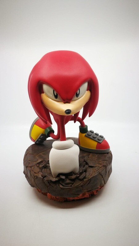 KNUCKLES - FIRST 4 FIGURES
