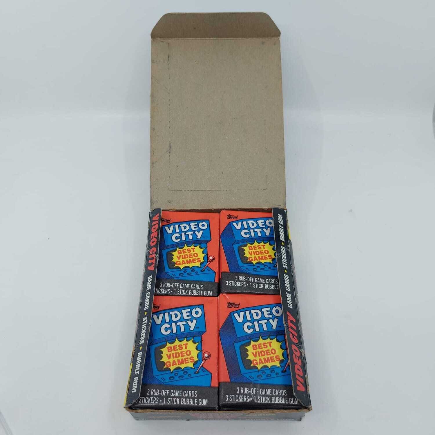 VIDEO CITY - GAME CARDS - STICKERS - BUBBLE GUM- GANZES DISPLAY
