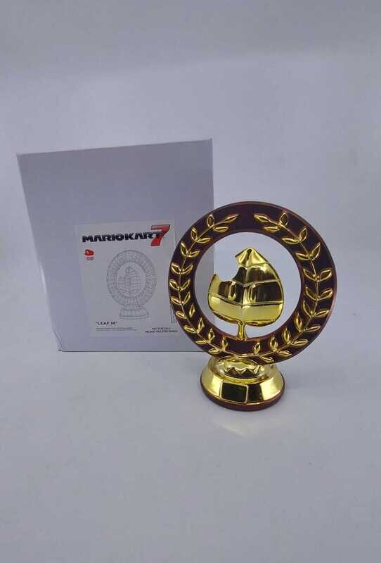 CLUB NINTENDO POKAL - MARIO KART 7 - LEAF M
