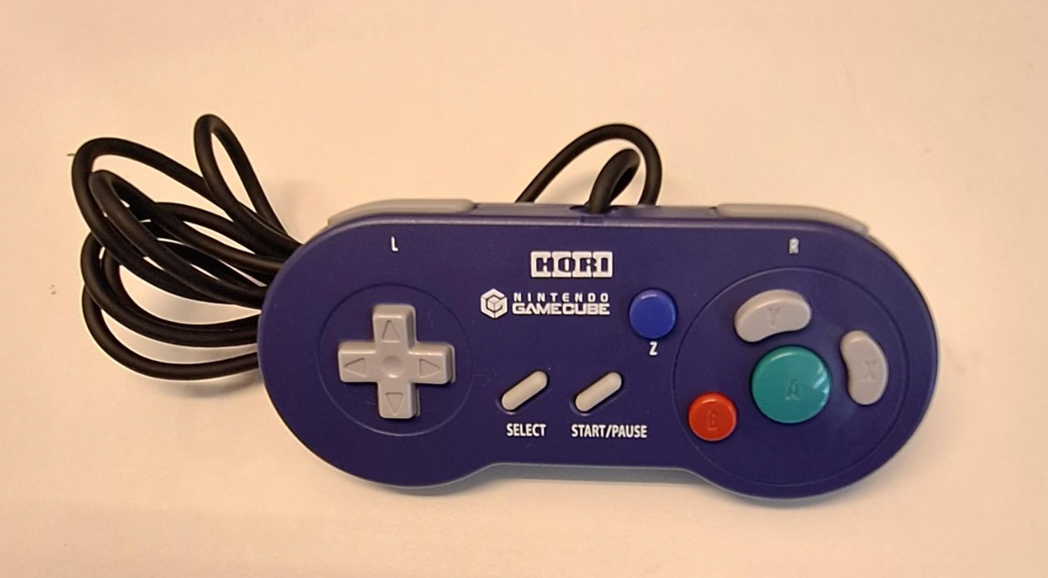 GAMECUBE RARITÄT - "HORI" CONTROLLER